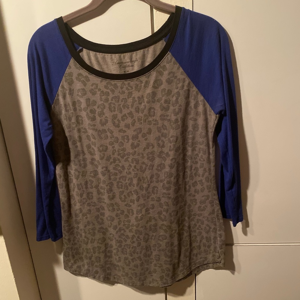 Leopard print top American Eagle size L